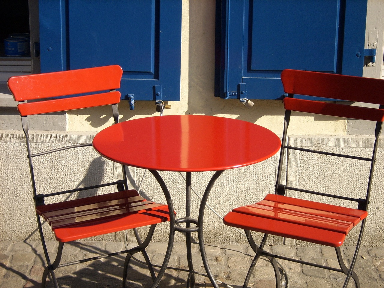 How to Select the Right Furniture for Your Home’s Outdoor Spaces